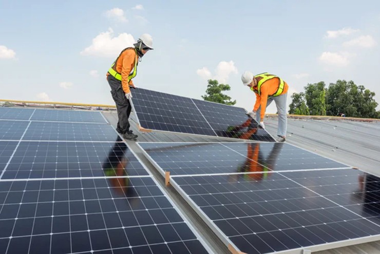 thanh lý tấm pin năng lượng mặt trời cũ