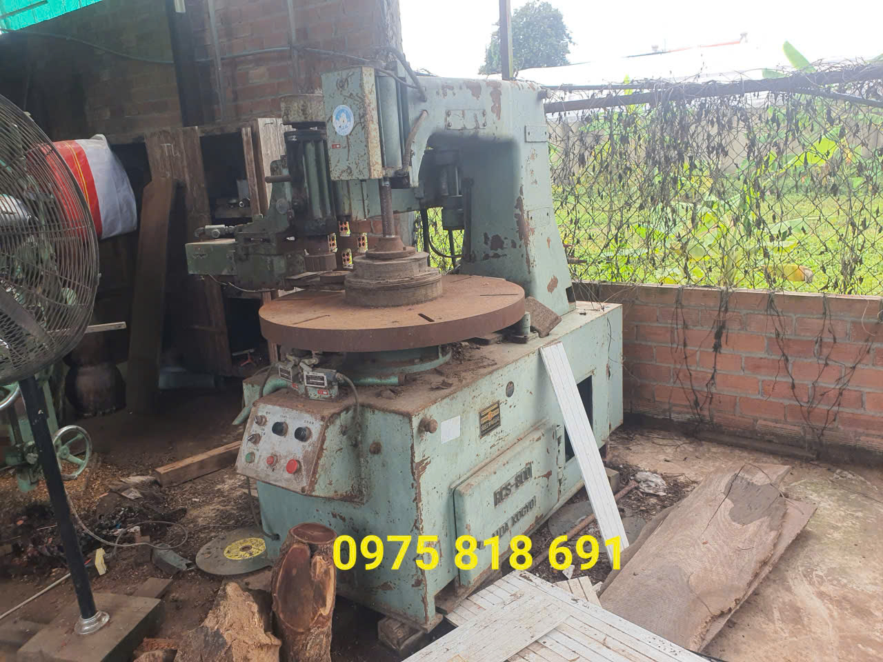 thu mua máy móc cũ kcn chơn thành