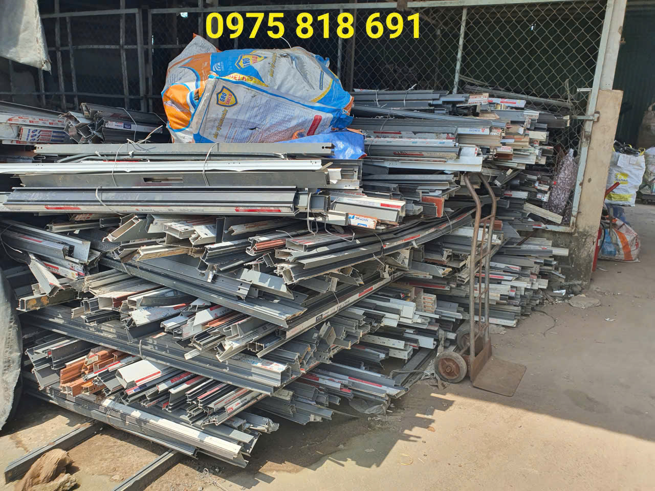 thu mua nhôm phế liệu tại kcn xuyên á 
