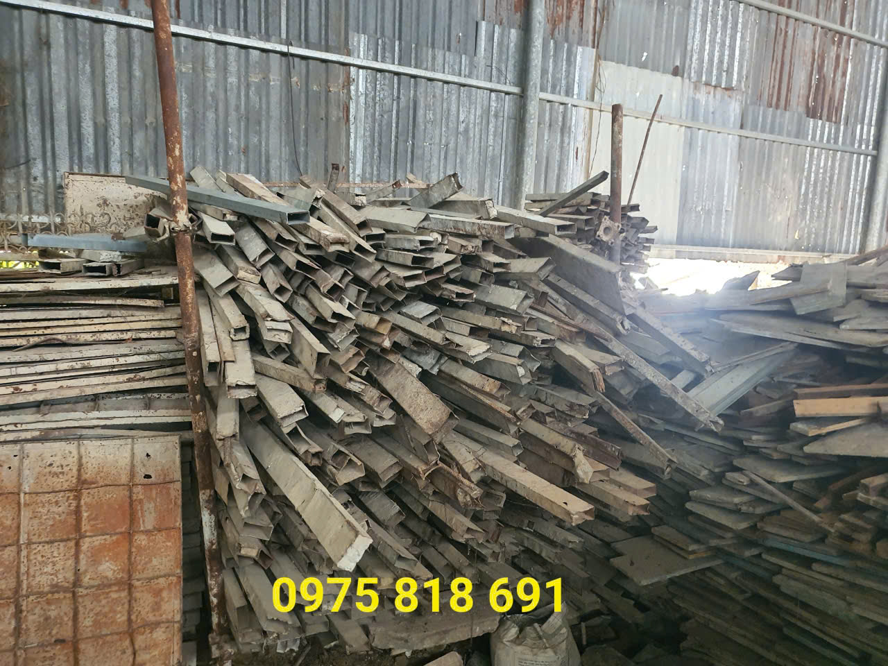 Thu Mua Phế Liệu Tại Khu Công Nghệ Cao TPHCM – Giá Cao, Có Mặt 15 Phút